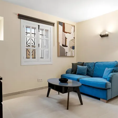 Ground Floor In *