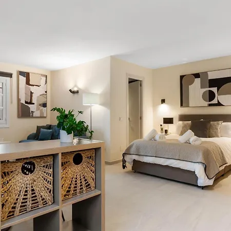Ground Floor In Apartment