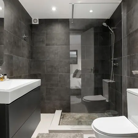 Ground Floor In Appartement *